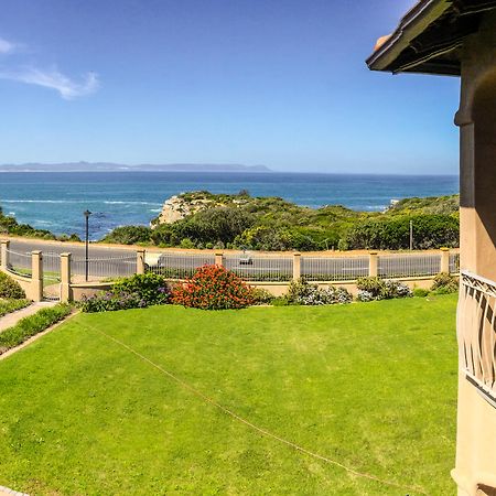 On The Cliff Guest House Hermanus Extérieur photo