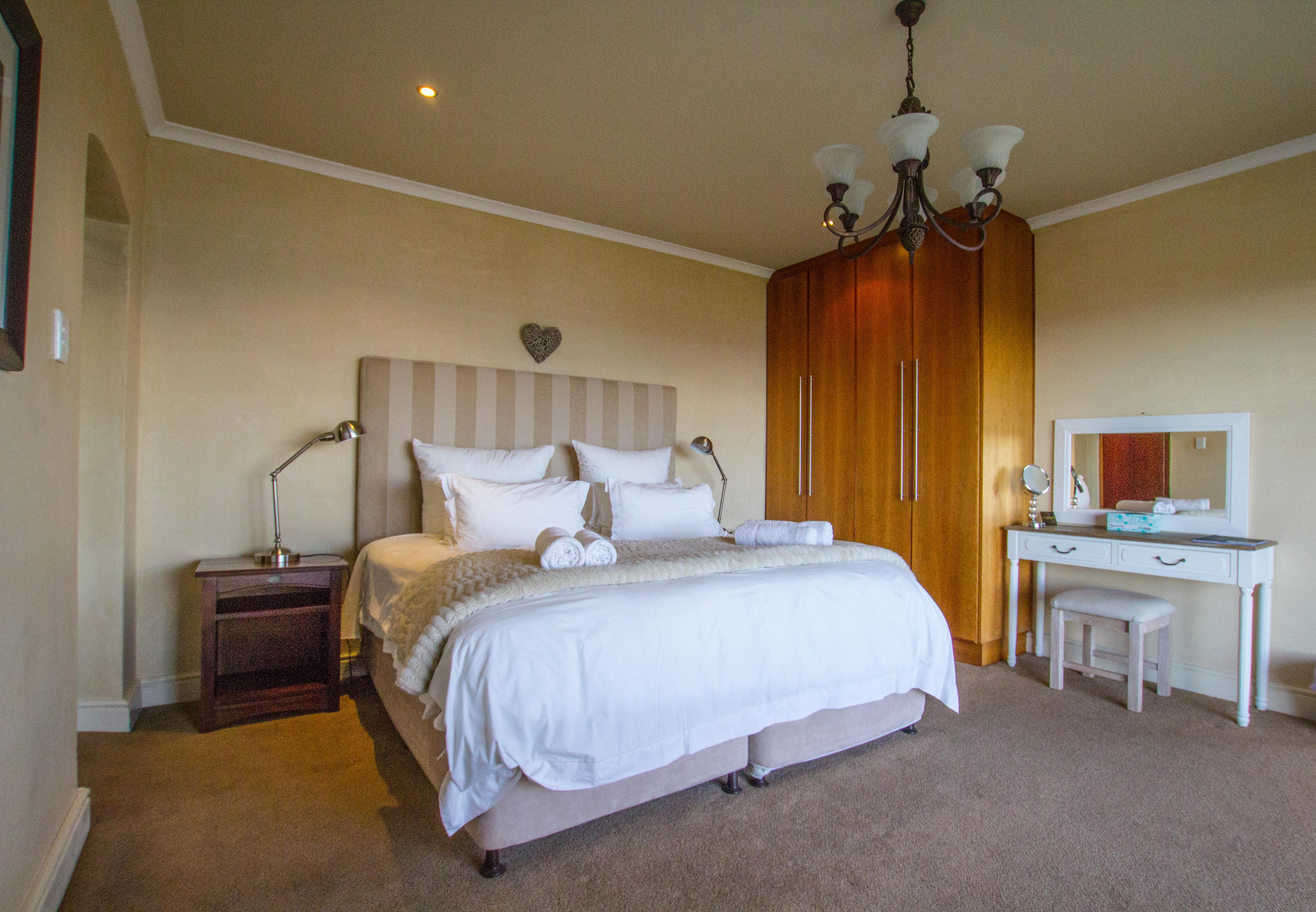 On The Cliff Guest House Hermanus Extérieur photo