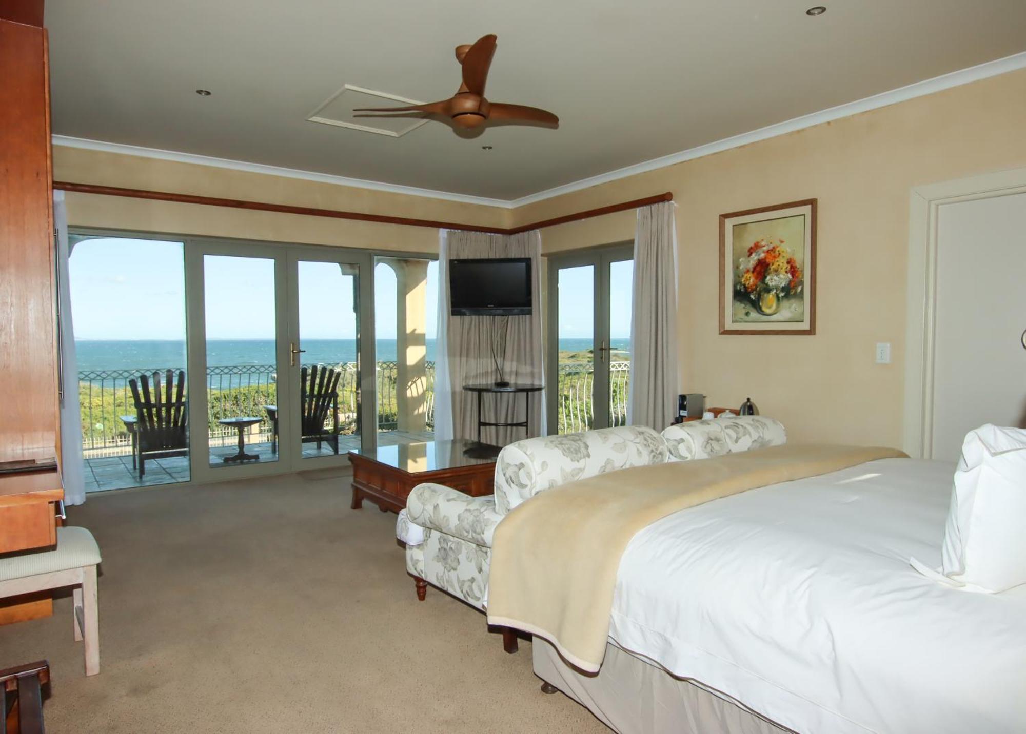 On The Cliff Guest House Hermanus Extérieur photo