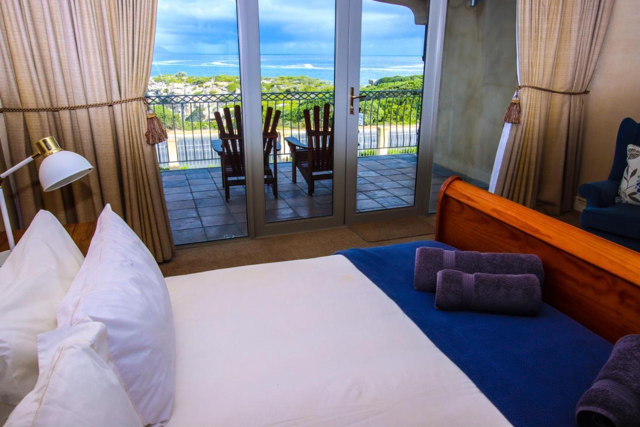 On The Cliff Guest House Hermanus Extérieur photo